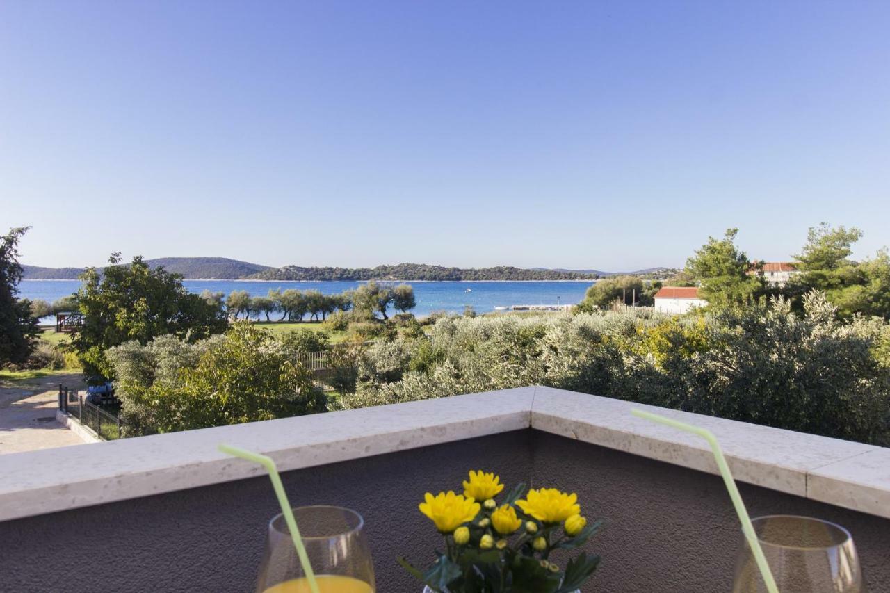 Apartmani Gabriella Vodice Exterior photo
